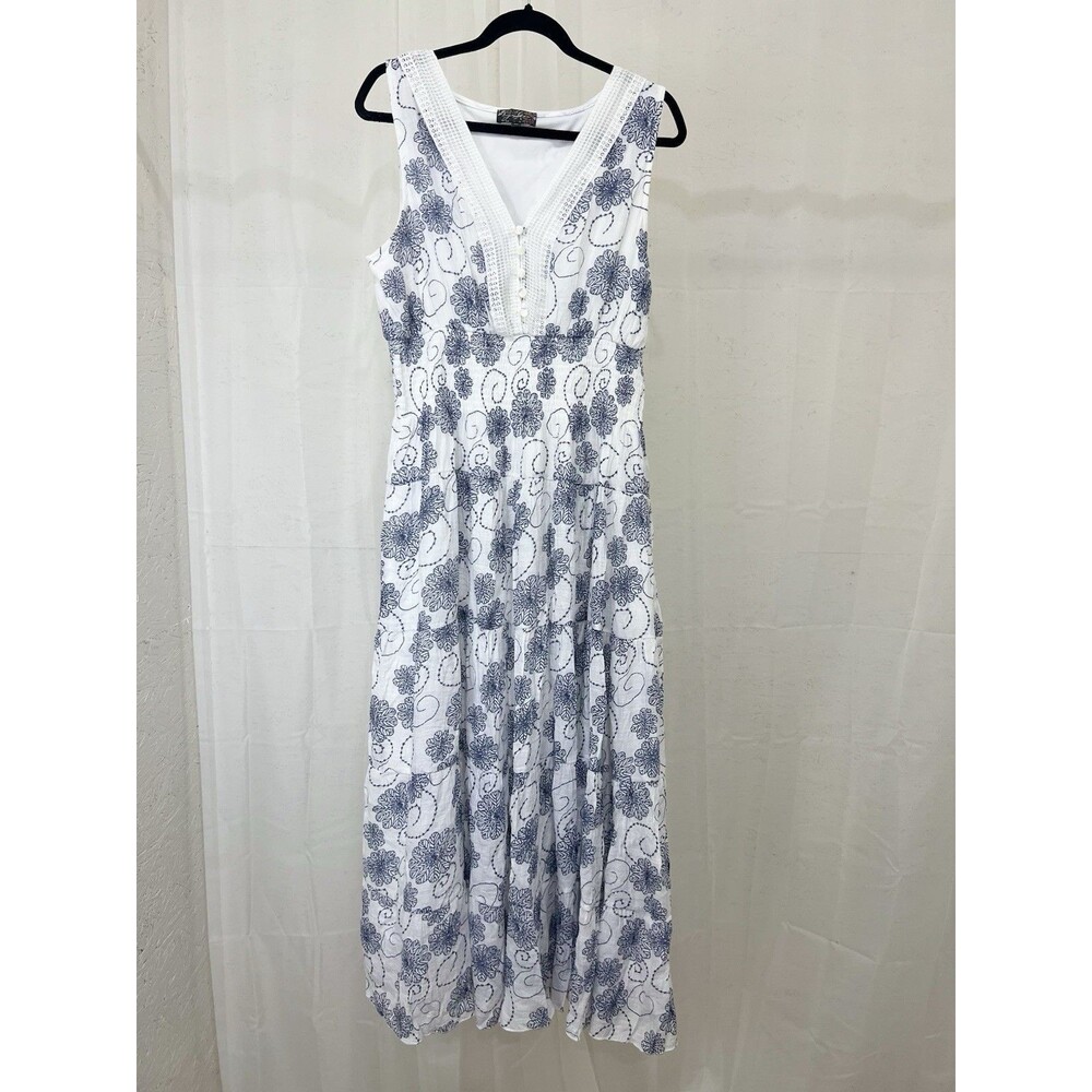 J. Gee White Sleeveless Maxi Dress with Blue Embroidered Floral and Lace XL